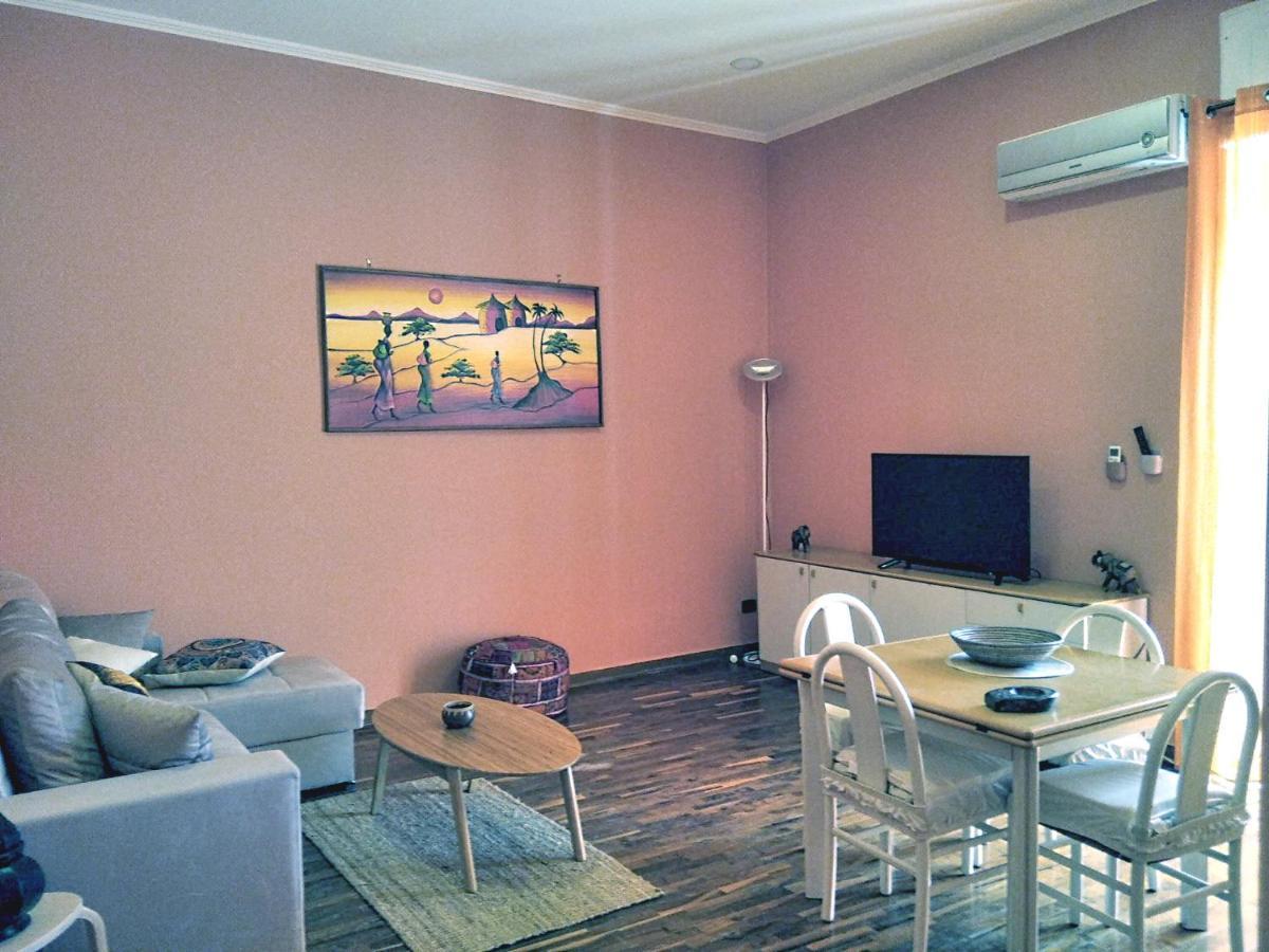 Jamila Apartment เนเปิลส์ ภายนอก รูปภาพ
