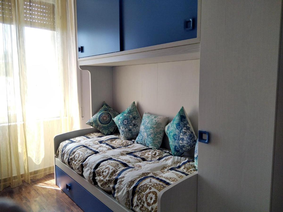Jamila Apartment เนเปิลส์ ภายนอก รูปภาพ